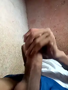 Snapshot of 317894 chatting on 11/08/25, 06:40 317894 online show from 11/08/25, 06:40