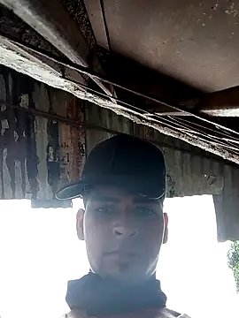 Snapshot of 317894 chatting on 12/02/25, 03:51 317894 online show from 12/02/25, 03:51