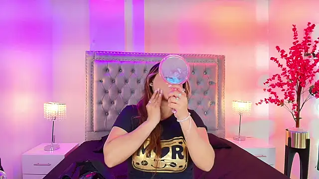 Snapshot of Lia_adamsss chatting on 09/14/25, 03:27 Lia adamsss online show from 09/14/25, 03:27