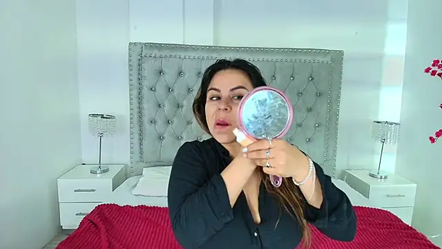 Snapshot of Lia_adamsss chatting on 10/02/25, 01:23 Lia adamsss online show from 10/02/25, 01:23