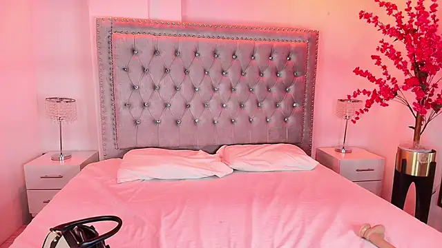 Snapshot of Lia_adamsss chatting on 11/06/25, 03:29 Lia adamsss online show from 11/06/25, 03:29