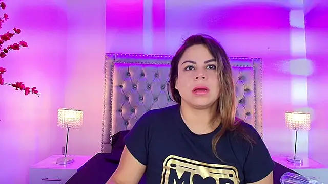 Snapshot of Lia_adamsss chatting on 11/16/25, 03:45 Lia adamsss online show from 11/16/25, 03:45