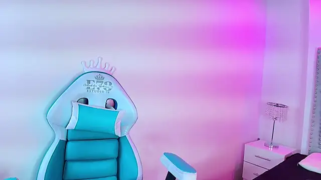 Lia adamsss online show from 02/05/26, 03:44