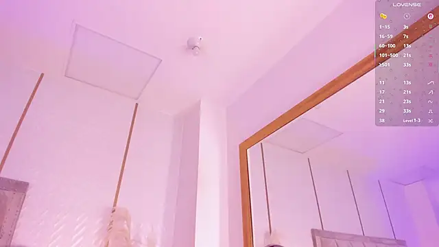 Snapshot of laurencarter1 chatting on 10/01/25, 03:34 laurencarter1 online show from 10/01/25, 03:34