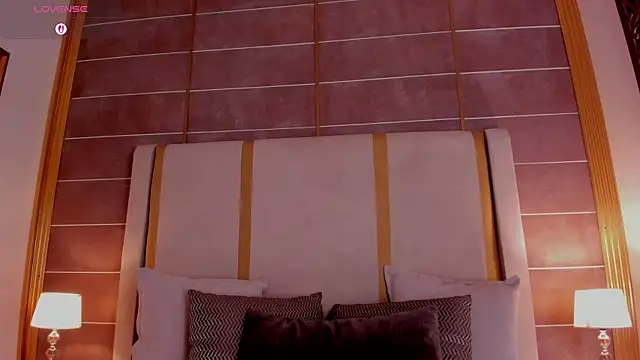 Snapshot of laurencarter1 chatting on 04/10/26, 11:09 laurencarter1 online show from 04/10/26, 11:09