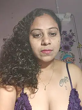 JENNIFERtamil online show from 11/21/25, 04:38