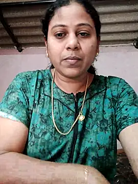 Snapshot of JENNIFERtamil chatting on 03/10/26, 07:35 JENNIFERtamil online show from 03/10/26, 07:35