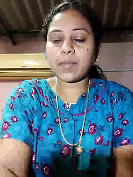 Snapshot of JENNIFERtamil chatting on 03/21/26, 01:05 JENNIFERtamil online show from 03/21/26, 01:05