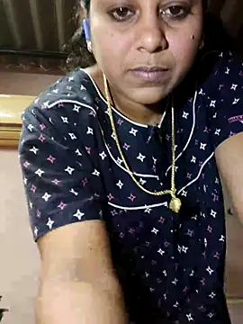 Snapshot of JENNIFERtamil chatting on 03/25/26, 07:36 JENNIFERtamil online show from 03/25/26, 07:36