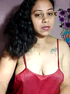 Snapshot of JENNIFERtamil chatting on 03/27/26, 06:40 JENNIFERtamil online show from 03/27/26, 06:40