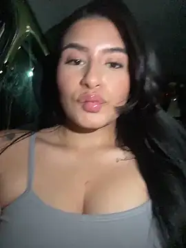 andrea gomes  online show from 02/17/26, 09:06