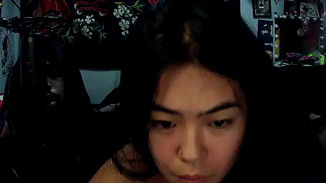 Cum4Cchyna online show from 10/04/25, 10:46