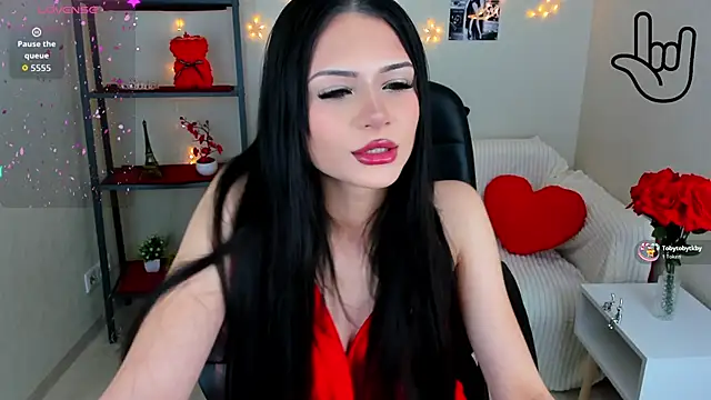 Snapshot of Kitti__ chatting on 02/02/26, 02:32 Kitti online show from 02/02/26, 02:32