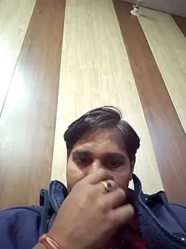 Snapshot of johnny8731 chatting on 12/04/25, 01:42 johnny8731 online show from 12/04/25, 01:42