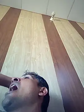 johnny8731 online show from 04/10/26, 03:56