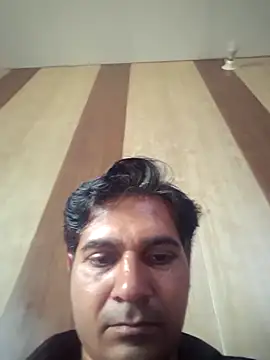Snapshot of johnny8731 chatting on 05/11/26, 05:02 johnny8731 online show from 05/11/26, 05:02