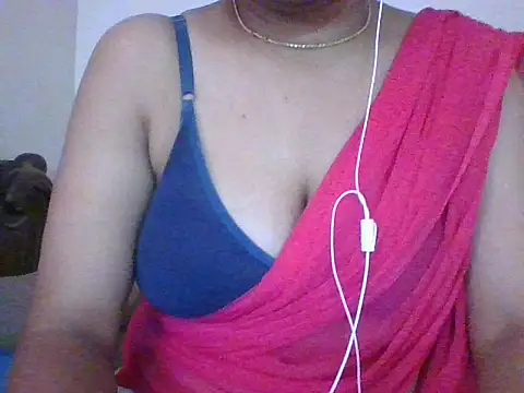 Snapshot of snehashreyatamil chatting on 10/29/25, 07:54 snehashreyatamil online show from 10/29/25, 07:54