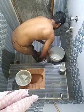 hot integer online show from 10/03/25, 04:31