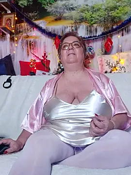 QueenPammy1 online show from 12/21/25, 06:09