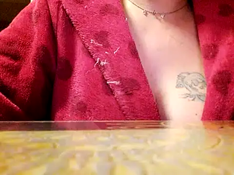 Snapshot of mimi19820 chatting on 03/11/26, 08:59 mimi19820 online show from 03/11/26, 08:59