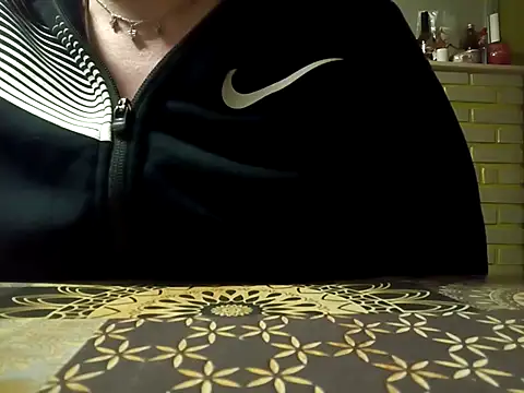 Snapshot of mimi19820 chatting on 04/02/26, 07:55 mimi19820 online show from 04/02/26, 07:55