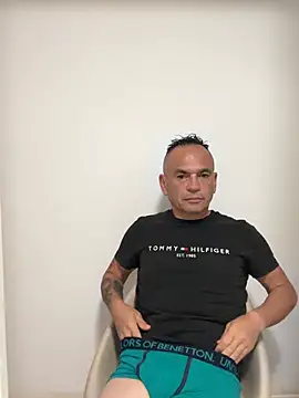 Snapshot of mateocali25 chatting on 05/19/26, 08:26 mateocali25 online show from 05/19/26, 08:26