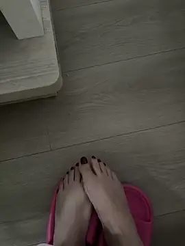 Snapshot of BlushDoll chatting on 11/13/25, 09:08 BlushDoll online show from 11/13/25, 09:08