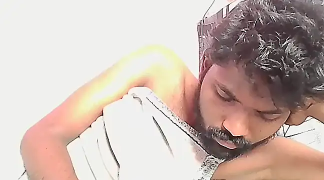 dusky-body online show from 03/23/25, 04:49