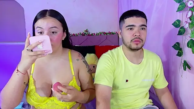  mia and mike  online show from 09/19/25, 01:01