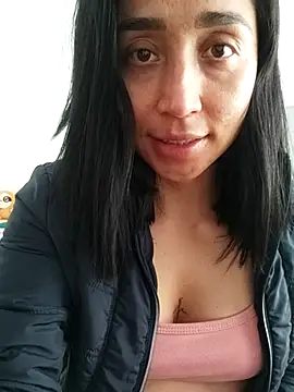 Elowyn online show from 09/24/25, 08:12