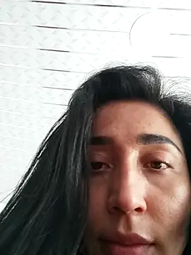 Elowyn online show from 09/28/25, 08:36