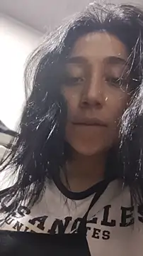 Snapshot of Elowyn chatting on 03/23/26, 01:31 Elowyn online show from 03/23/26, 01:31