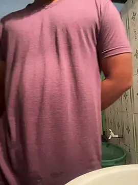 Snapshot of dilu98 chatting on 03/19/25, 03:20 dilu98 online show from 03/19/25, 03:20