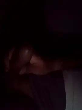 Snapshot of calfran chatting on 10/03/25, 05:48 calfran online show from 10/03/25, 05:48