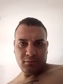 Snapshot of calfran chatting on 10/11/25, 12:47 calfran online show from 10/11/25, 12:47