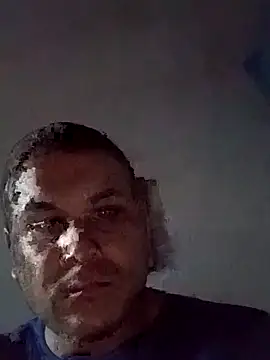 Snapshot of calfran chatting on 10/19/25, 09:37 calfran online show from 10/19/25, 09:37