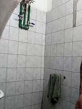 Snapshot of calfran chatting on 10/22/25, 08:30 calfran online show from 10/22/25, 08:30