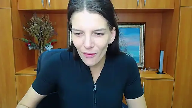 VanessaRey  online show from 09/29/25, 06:07