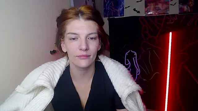 VanessaRey  online show from 11/17/25, 05:57