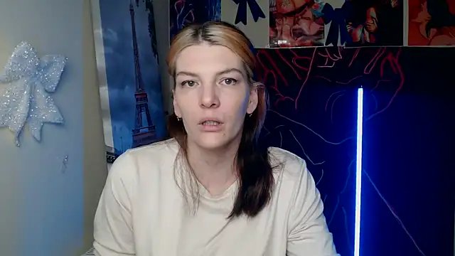 VanessaRey  online show from 03/13/26, 05:41