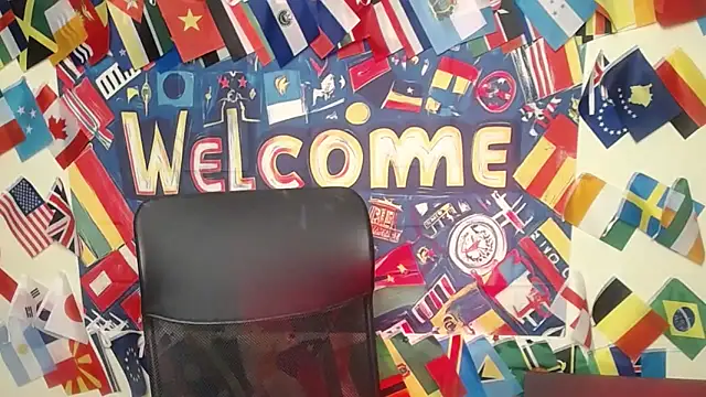 VanessaRey  online show from 04/03/26, 04:49