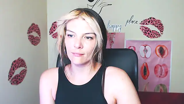 Snapshot of VanessaRey_ chatting on 06/26/26, 06:29 VanessaRey online show from 06/26/26, 06:29