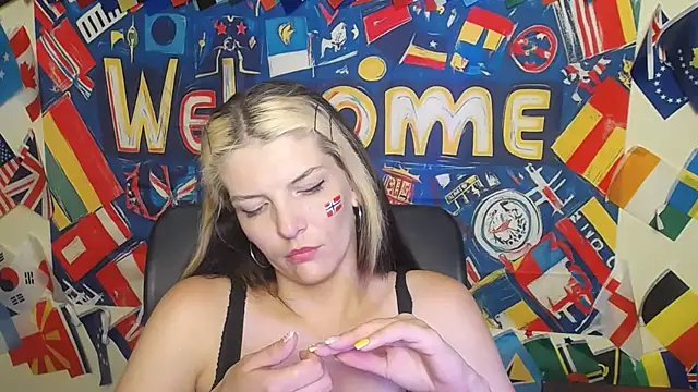 Snapshot of VanessaRey_ chatting on 07/11/26, 06:21 VanessaRey online show from 07/11/26, 06:21