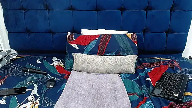 AriesCake online show from 01/15/26, 04:22