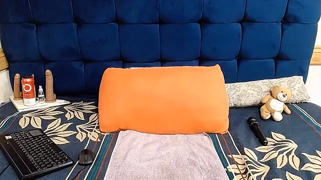 AriesCake online show from 05/21/26, 01:18