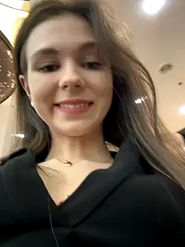 MilaBee online show from 11/02/25, 09:33