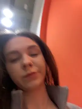 MilaBee online show from 02/23/26, 10:23