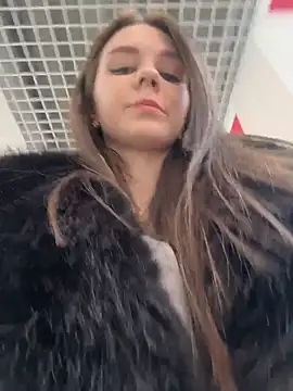 MilaBee online show from 03/17/26, 07:55