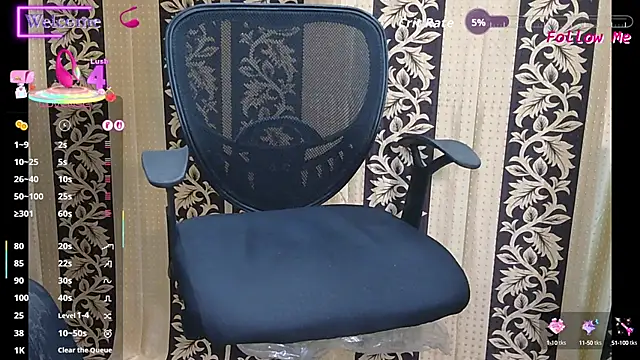 Snapshot of _Thick_shake_factory4u_ chatting on 09/21/25, 05:36  Thick shake factory4u  online show from 09/21/25, 05:36