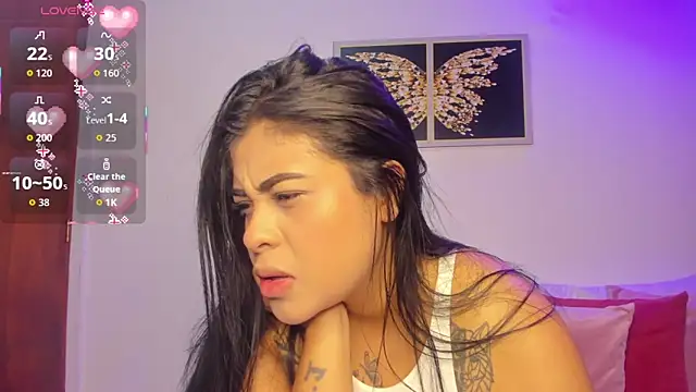 Snapshot of sharonscoth chatting on 12/04/25, 07:55 sharonscoth online show from 12/04/25, 07:55